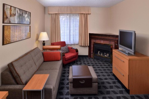 TownePlace Suites Detroit Warren - image 22