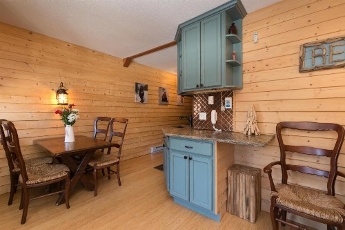 Warren Lodge - image 15