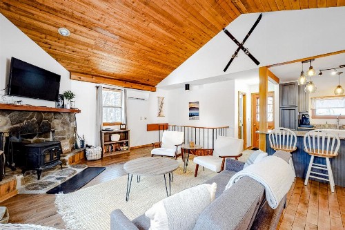 Sugarbush Retreat - image 10