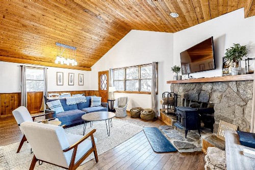 Sugarbush Retreat - image 8