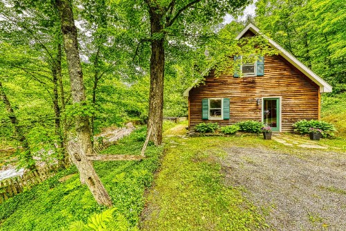 Sugarbush River Home - image 8