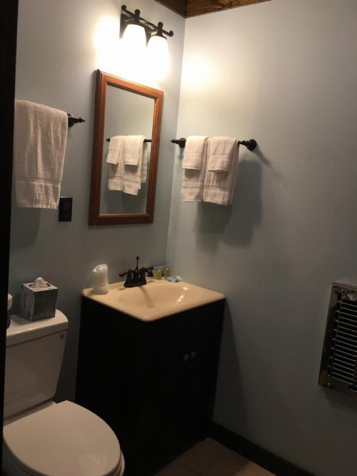 Warrensburg Inn & Suites - image 4