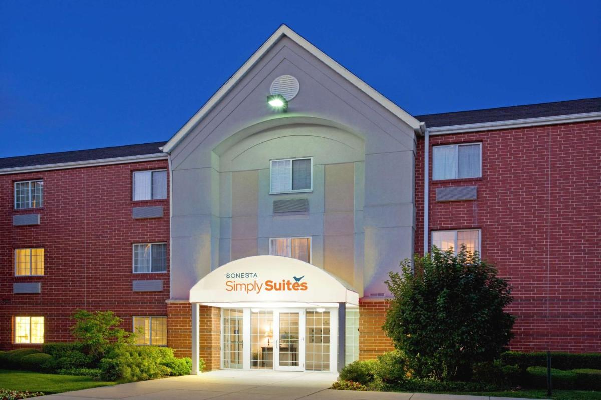 Sonesta Simply Suites Chicago Naperville - main image
