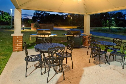 Sonesta Simply Suites Chicago Naperville - image 15