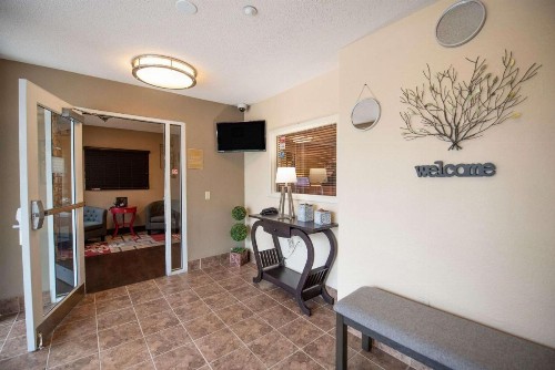 Sonesta Simply Suites Chicago Naperville - image 20