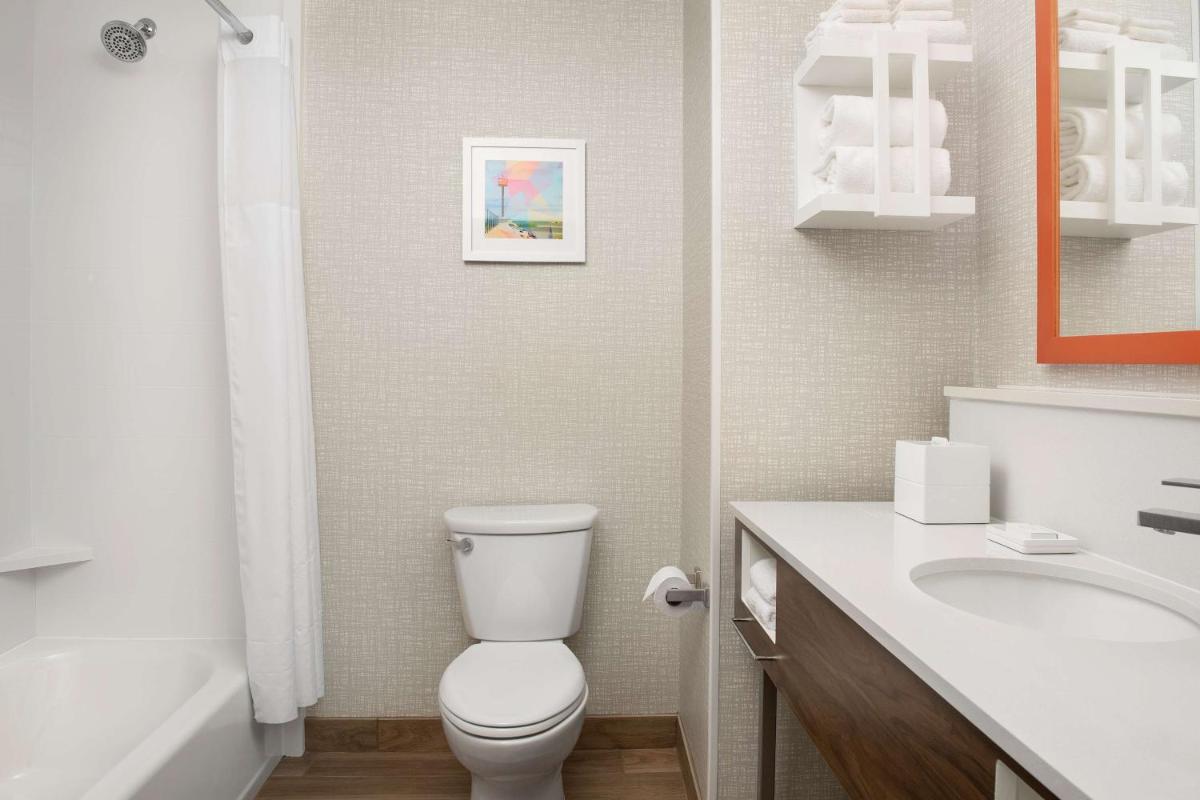 Hampton Inn Warroad Mn - image 2
