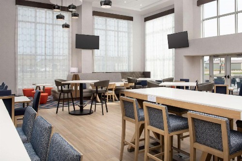 Hampton Inn Warroad Mn - image 20