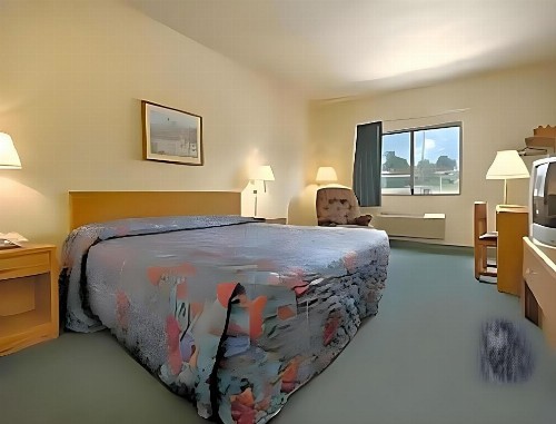 Warsaw Lodging - image 13
