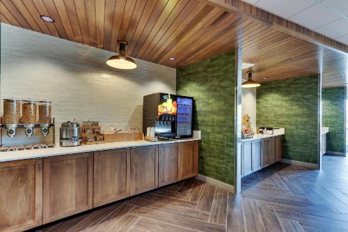 Fairfield Inn and Suites Warsaw - image 25