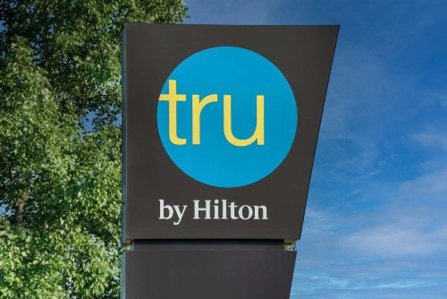 Tru By Hilton Warsaw In - image 2