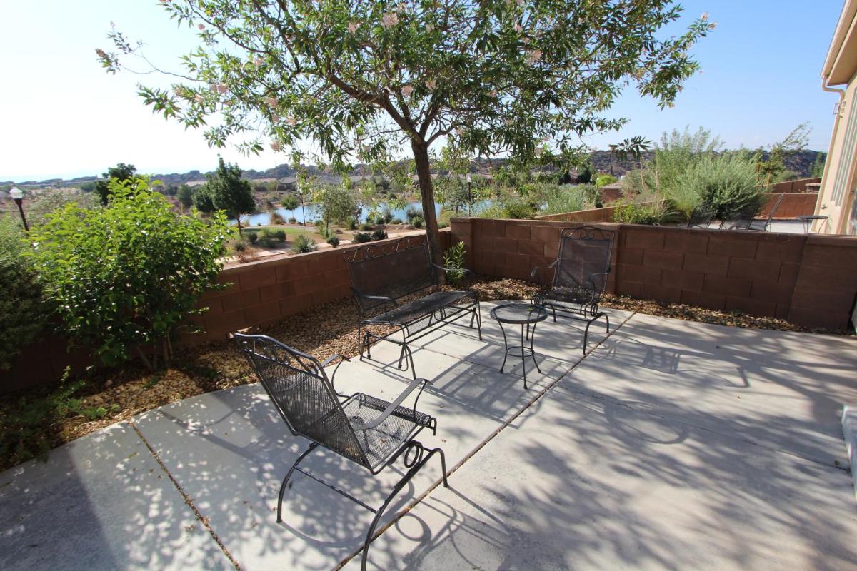 Canyon Villas at Coral Ridge - image 4