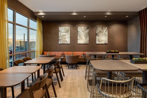 SpringHill Suites by Marriott St. George Washington - image 10