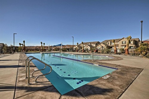 Modern Washington Townhome- 6 Mi From Red Cliffs! - image 5
