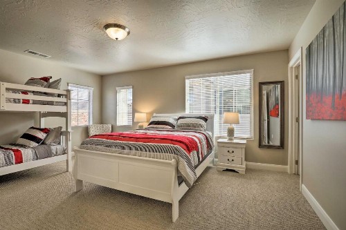Upscale Townhome with Pool-Near St George and Zion - image 12