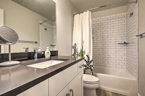 St George Area Townhome with Patio and Pool Access - image 9