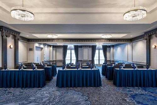 Phoenix Park Hotel - image 11