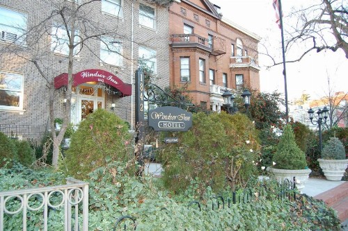 Windsor Inn - image 2