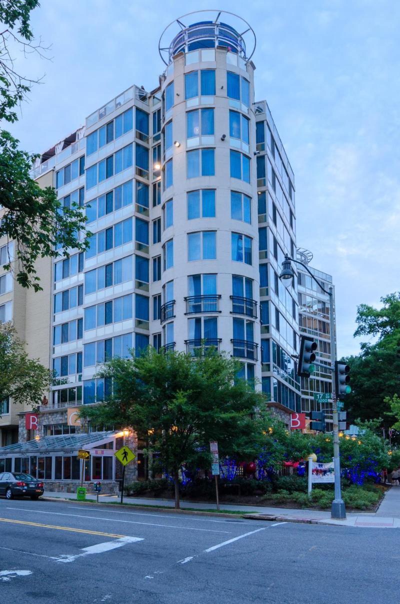 Beacon Hotel & Corporate Quarters - main image