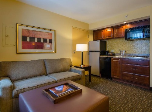 Beacon Hotel & Corporate Quarters - image 9