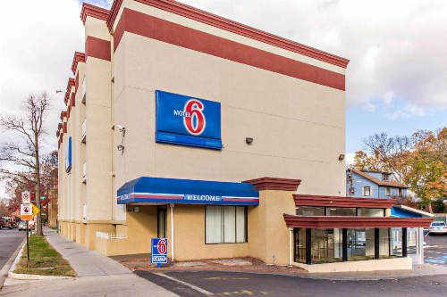 Motel 6-Washington DC