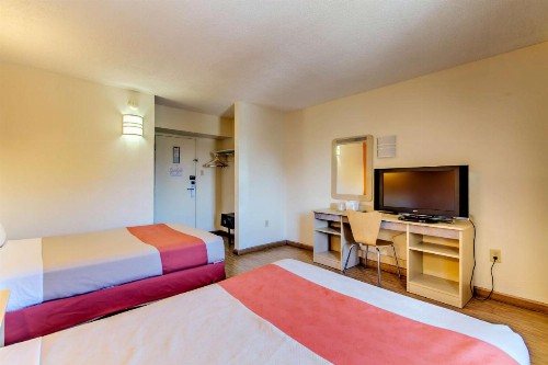 Motel 6-Washington DC - image 11