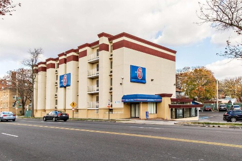 Motel 6-Washington DC - image 2