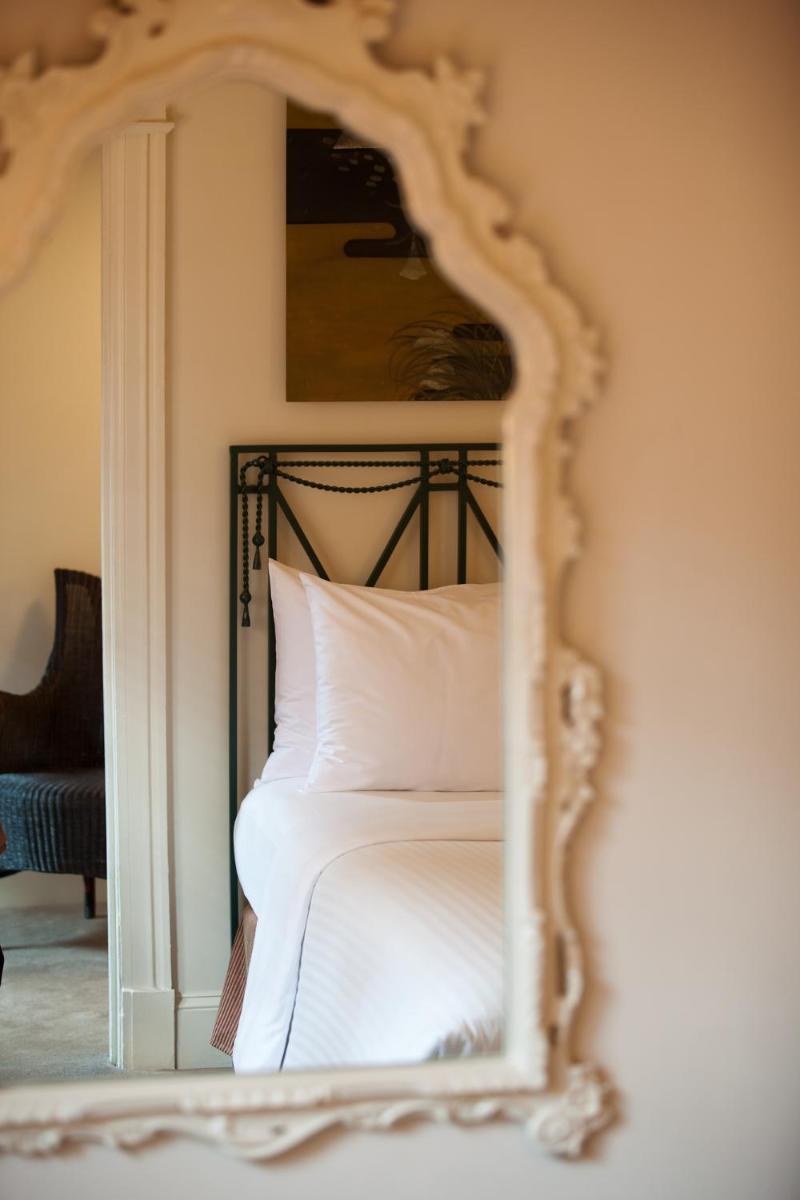 Hotel Lombardy - image 2