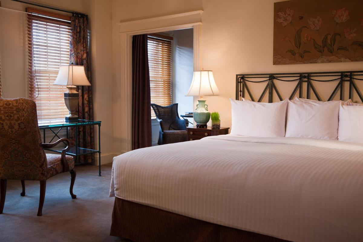 Hotel Lombardy - image 4