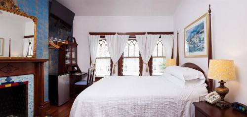 American Guest House - image 10