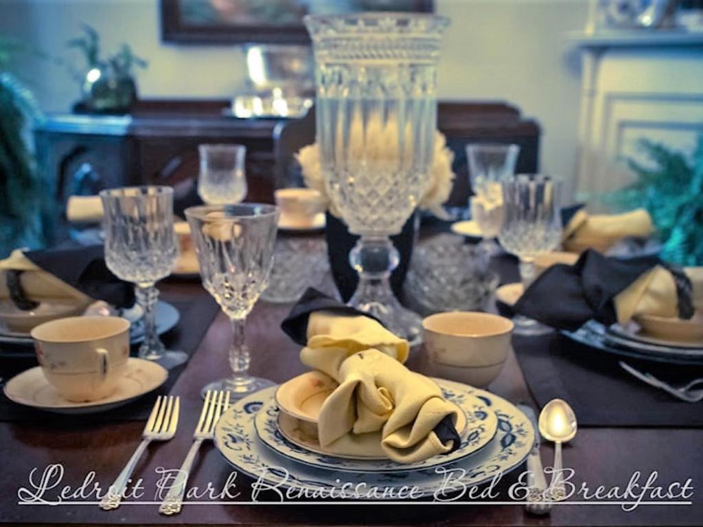 Ledroit Park Renaissance Bed and Breakfast - image 6