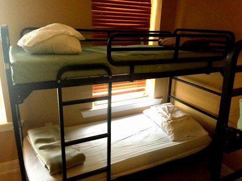 DC International Hostel 2 - image 11