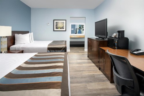 Ivy City Hotel - image 10