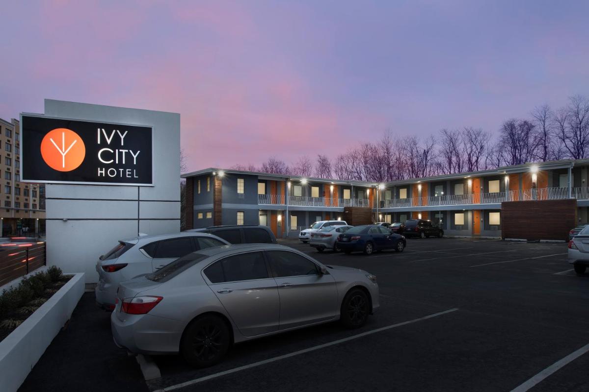 Ivy City Hotel - image 5