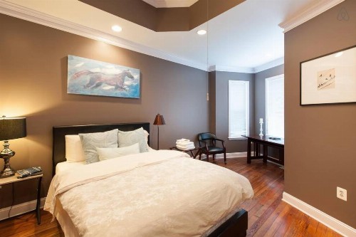 Central DC 3-bedroom Home - image 12