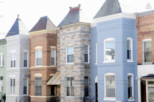 Central DC 3-bedroom Home - image 6