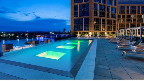 Global Luxury Suites at The Wharf - image 10