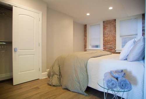 Apt ideally situated in DC walk to metro Dupont Logan & monuments! - image 2