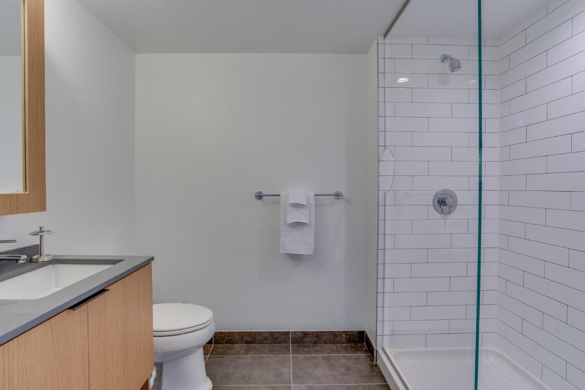 DC Marina Side 30 Day Stays - image 6