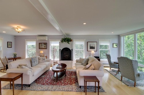 Green Mountain Manor - image 5
