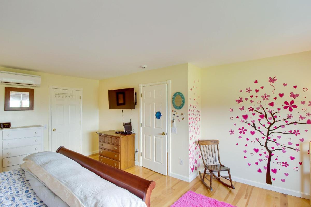 Green Mountain Manor - image 6