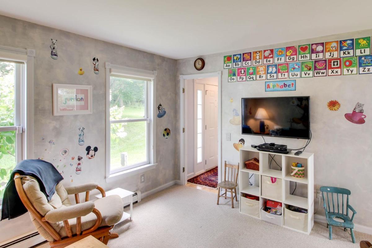 Green Mountain Manor - image 7