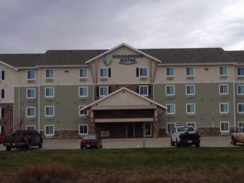 WoodSpring Suites Watford City - image 3