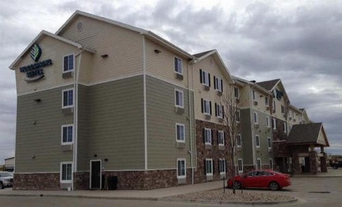 WoodSpring Suites Watford City - image 4