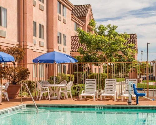 Rodeway Inn Watsonville - image 21