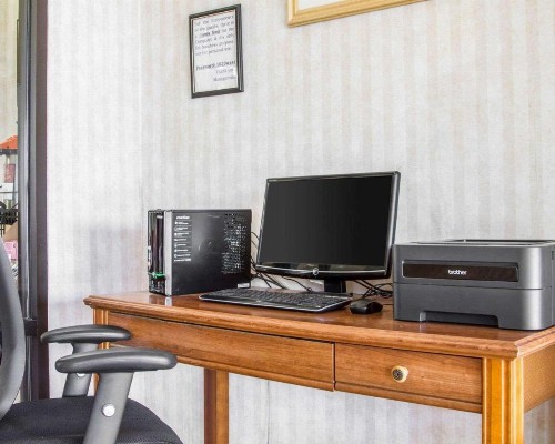 Rodeway Inn Watsonville - image 23