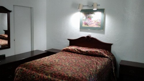 El Rancho Motel - image 15
