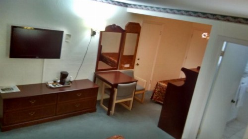 El Rancho Motel - image 21
