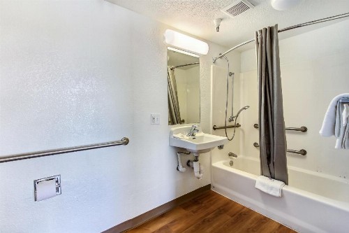 Motel 6-Watsonville CA - Monterey Area - image 37