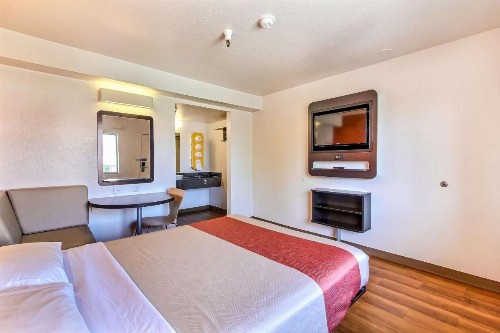 Motel 6-Watsonville CA - Monterey Area - image 43