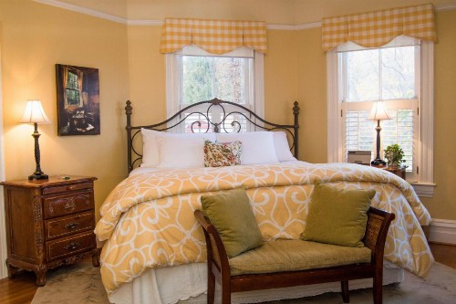 Oak Hill On Love Lane Bed and Breakfast Inn - image 13